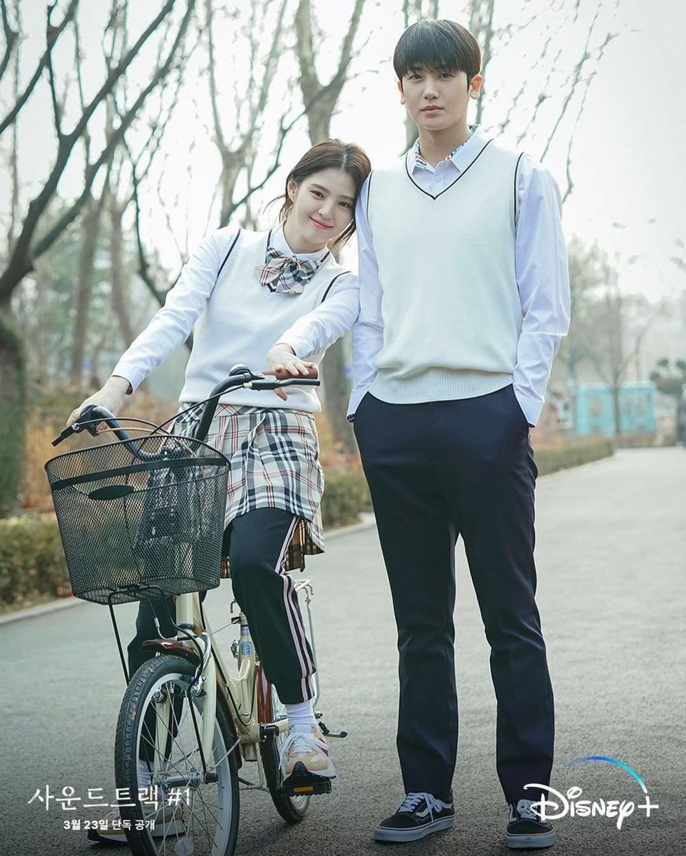 盤點7部必看「青梅竹馬」韓劇！丁海寅庭沼珉《媽媽朋友的兒子》開頭就滾床單，金智媛《三流之路》撒嬌太經典！-8