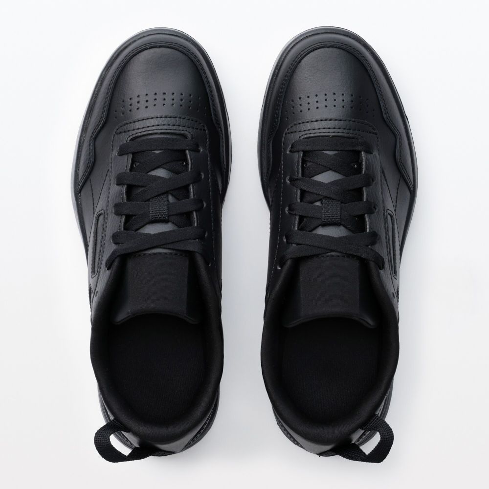 史上最看不出來的聯名！MUJI x Reebok聯名小白鞋「極簡沒Logo」粉絲很買單？-6