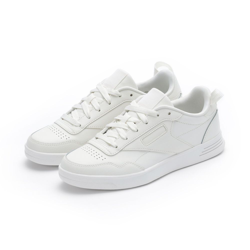史上最看不出來的聯名！MUJI x Reebok聯名小白鞋「極簡沒Logo」粉絲很買單？-1