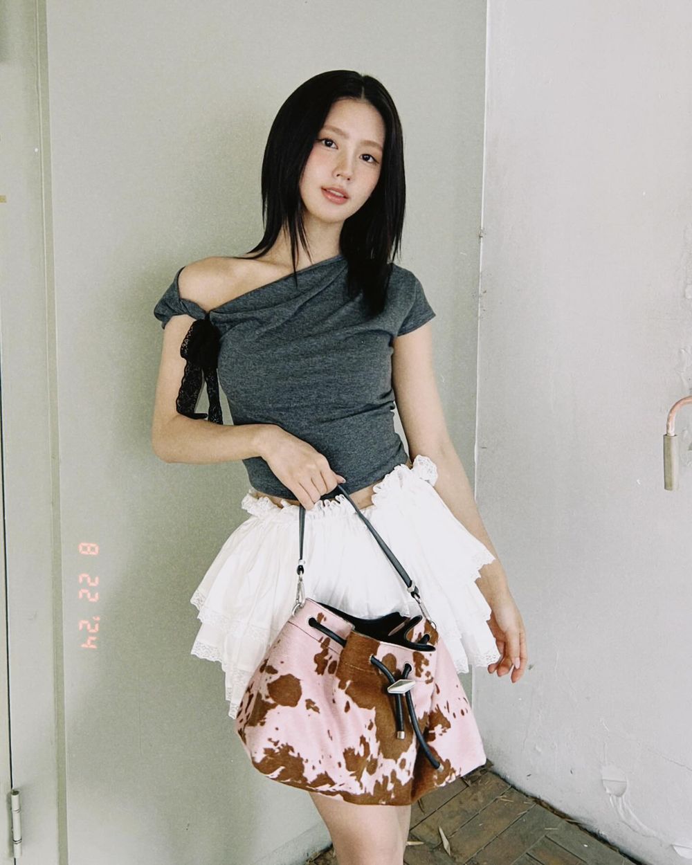 韓網熱議6位拿下眼鏡後改變人生的偶像！安俞真、薇娟美貌都被眼鏡封印，成淏小時候根本是潛力股！-8