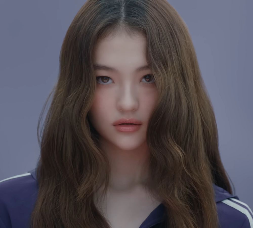 BLACKPINK王牌製作人Teddy新女團「MEOVV」成員公開！驚豔美貌引全網熱議，預計9月出道！-8