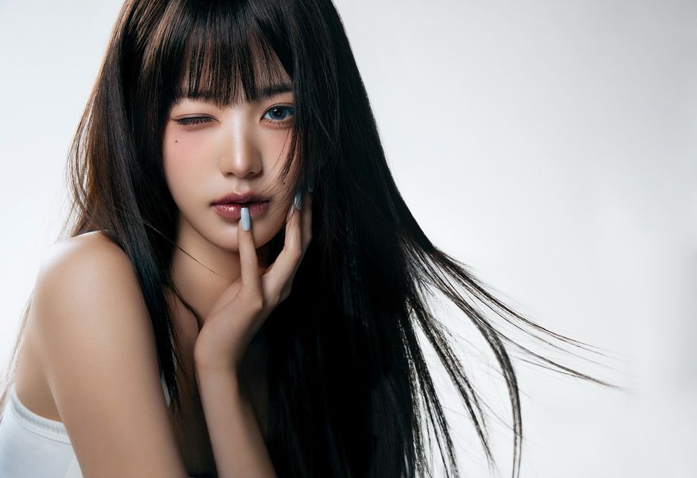 真的被張員瑛美瘋！巴黎卡詩全新美神形象曝光，開心宣佈：「小金油也出補充瓶裝了！」-5