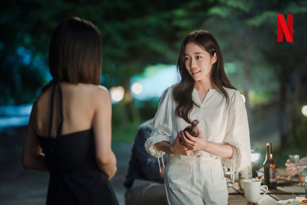 Netflix《無聲蛙鳴》劇情亮點！高旻示「又瘋又美」大秀好身材、演技好到毛骨悚然！-8