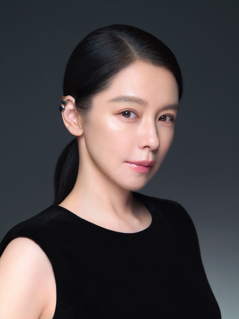 徐若瑄凍齡秘密找到了！醫美品牌Dr.May首位代言人，緊緻輪廓線、白皙透亮肌全靠這支「抗老精華」！-3