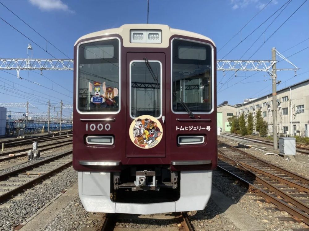 2024日本旅遊必玩行程！湯姆貓與傑利鼠聯名列車超好拍、還有列車長湯姆貓玩偶要買！-2