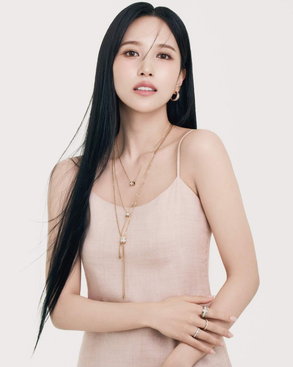 無法忽視的千金感！TWICE Mina拿下BOUCHERON代言！公認人間好命臉精品大牌都愛她！-4