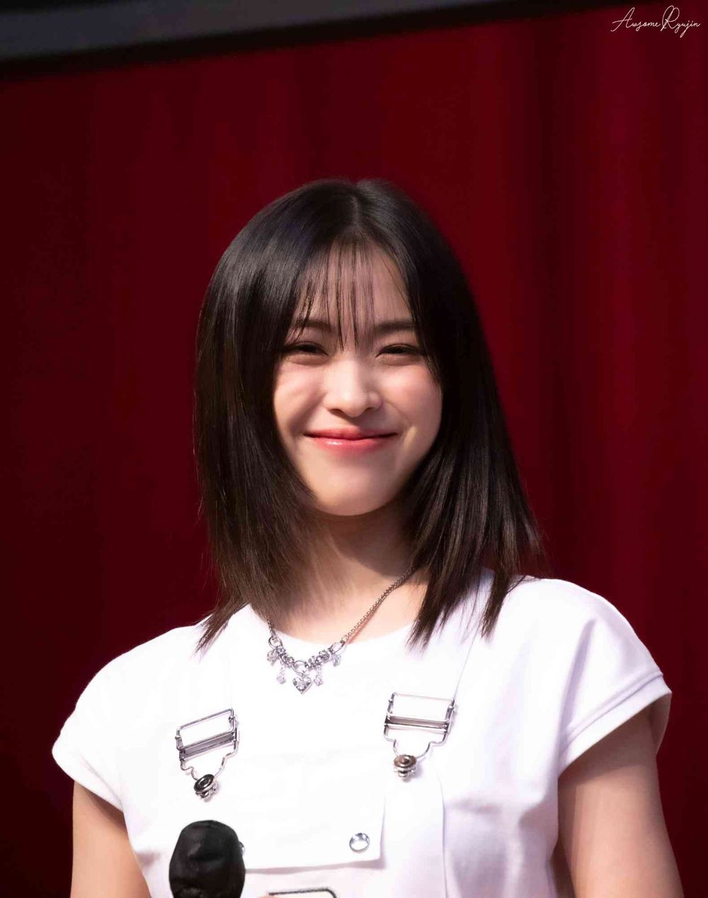 韓網熱議6位最美「酒窩女神」KPOP偶像！薇娟單邊酒窩超甜美，子瑜獲「微笑天使」稱號！-10