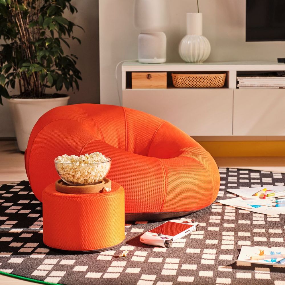 社群爆紅IKEA「甜甜圈沙發」台灣也買得到！圓滾滾外型超療癒、和「甜甜圈燈」搭一套可愛炸！-7