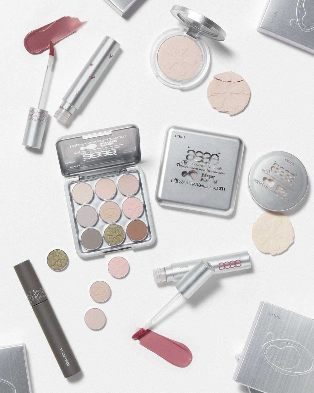 韓星同款潮牌推出彩妝品！ETUDE史上最潮美妝聯名，未上市代購先爆單，這低飽和色太美了！-11