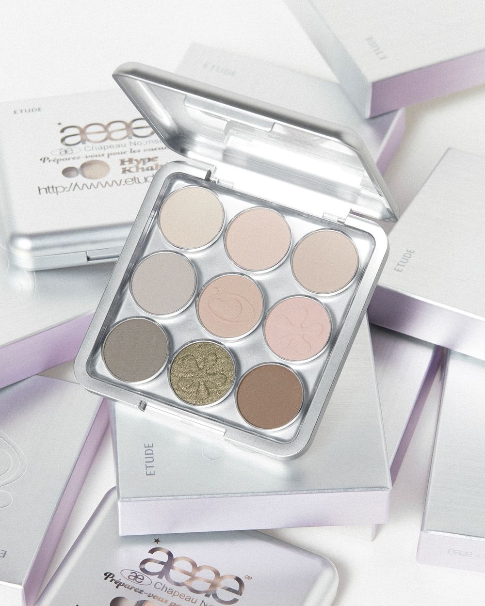 韓星同款潮牌推出彩妝品！ETUDE史上最潮美妝聯名，未上市代購先爆單，這低飽和色太美了！-12