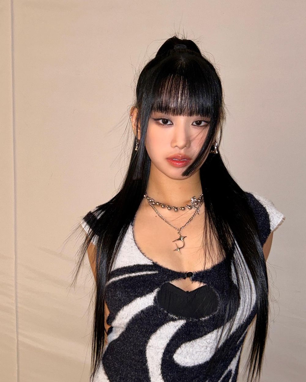 韓網熱議6位擁有「小麥膚色」韓團女偶像！俞利最美「黑珍珠」，Lisa、NATTY都是健康美代表！-6