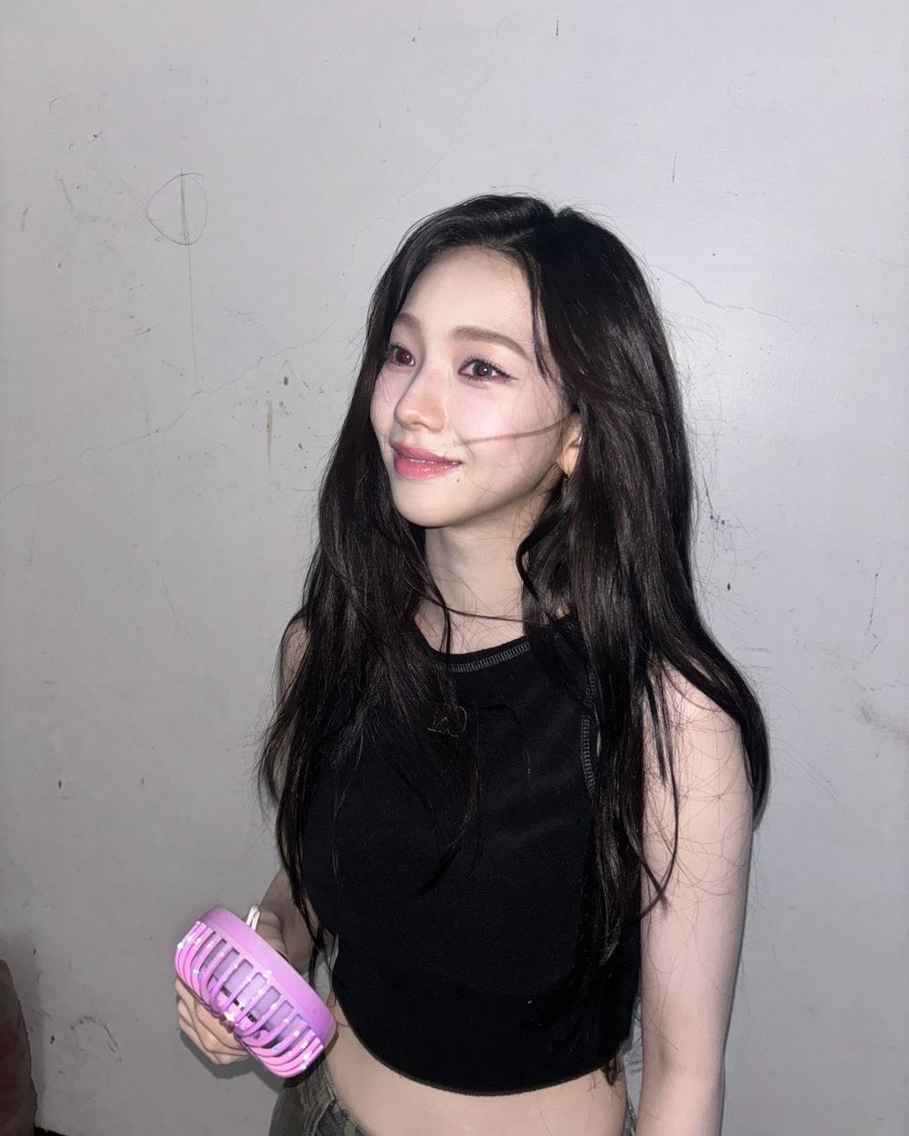 「張卡薛」是這意思！MZ世代公認愛豆顏值TOP3 ！Karina多看一眼心臟會出事！-6