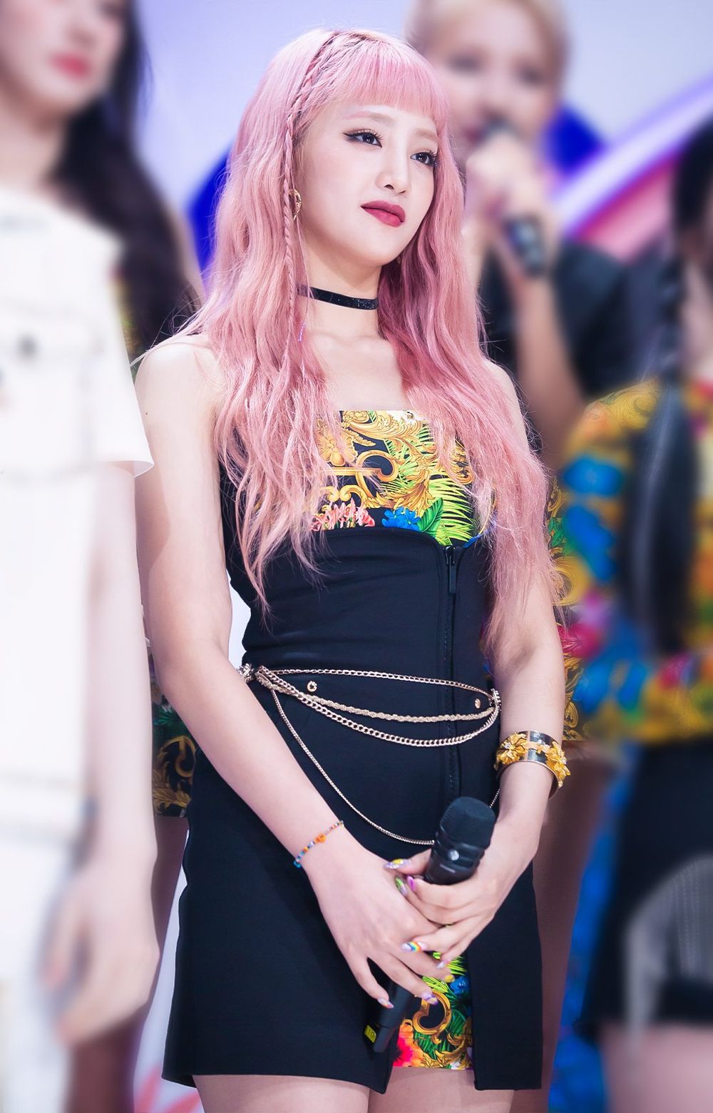 韓網熱議6位最適合「眉上瀏海」的女偶像！Minnie酷妹變甜妹，Karina、瑟琪完美命定！-4