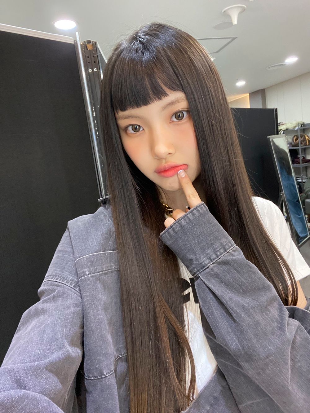 韓網熱議6位最適合「眉上瀏海」的女偶像！Minnie酷妹變甜妹，Karina、瑟琪完美命定！-11