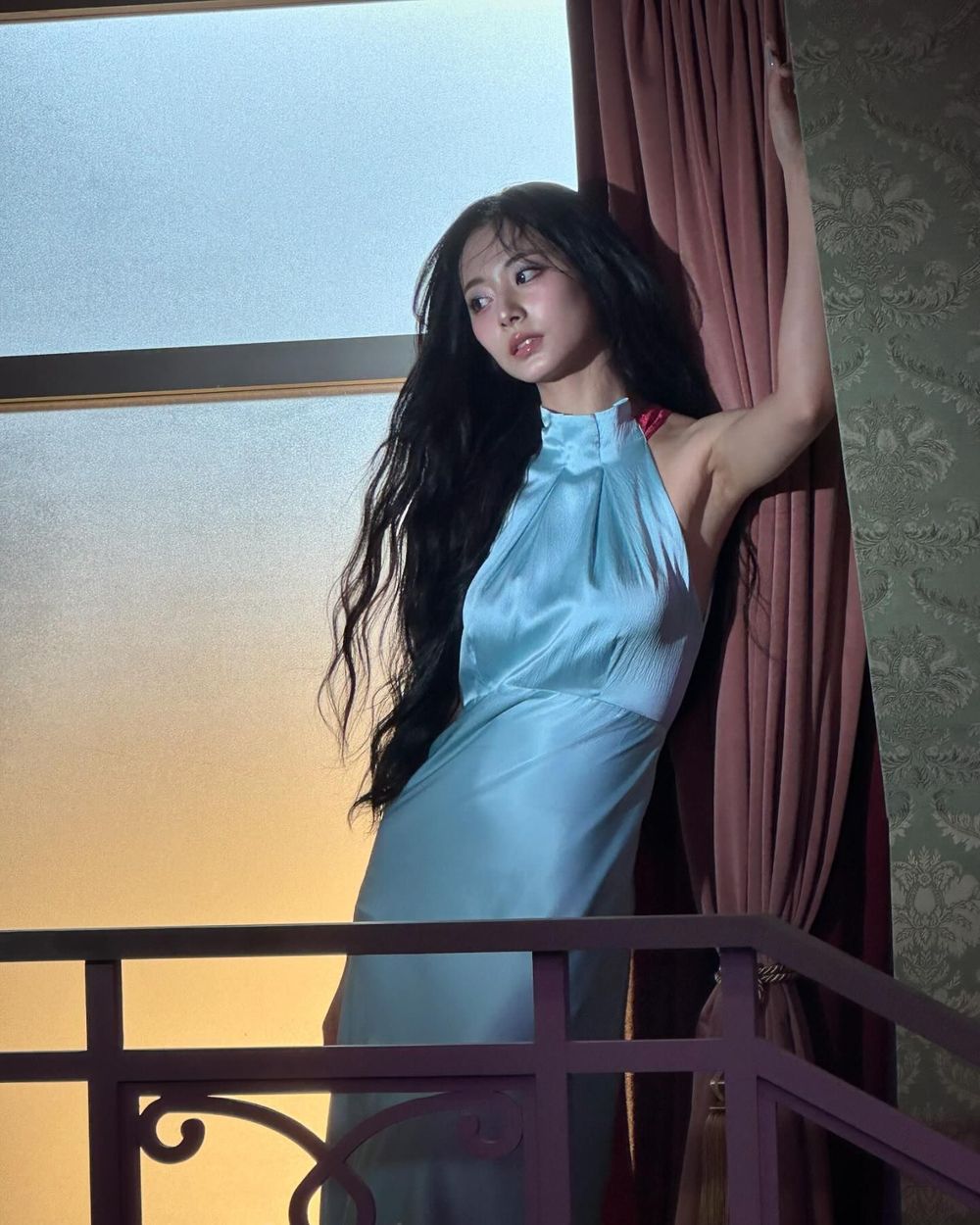 MV五小時內觀看破百萬！網狂讚子瑜Solo〈Run Away〉美翻天，5款妝容解析一次看！-3