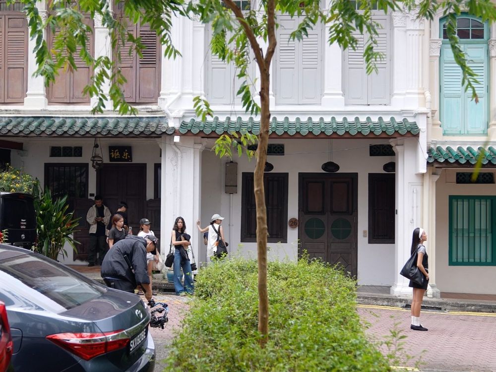 超狂！Studio Doe邀請三吉彩花、Irene Kim、Yoyo Cao合體拍12周年形象！-4