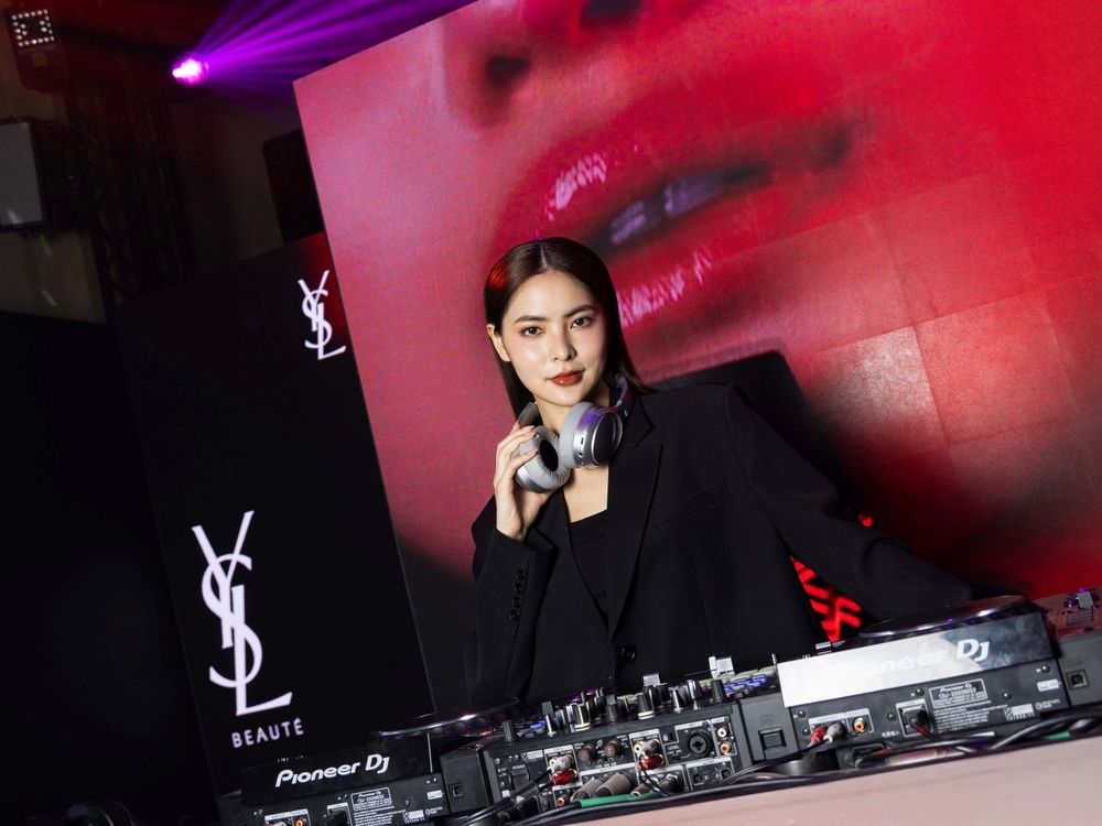 YSL奢光快閃派對開張！人生四格、立體愛心舞池打卡點、彩妝香水體驗區，只有兩天快預約！-11