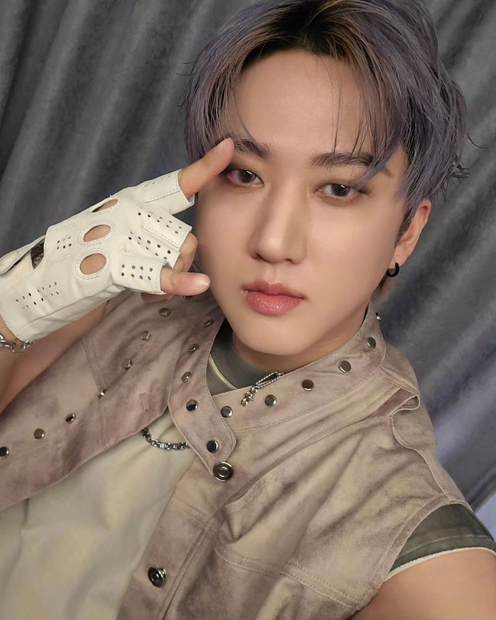 韓網公認7位超會跳女團舞的男偶像！然竣、彰彬反差感十足，DK完美翻跳BP神曲，這兩位二代團成員太會放電！-14