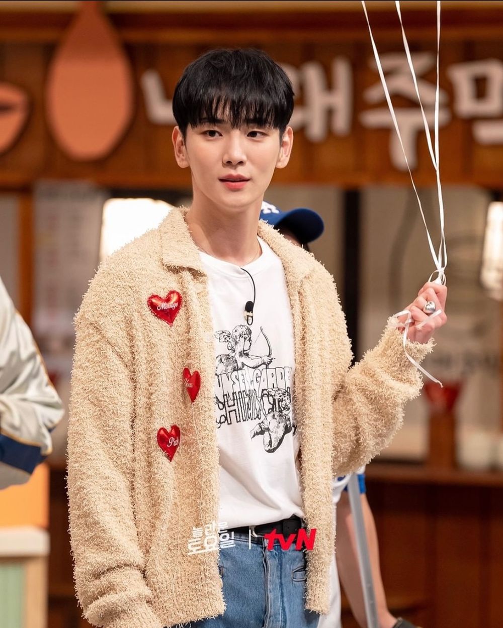 韓網公認7位超會跳女團舞的男偶像！然竣、彰彬反差感十足，DK完美翻跳BP神曲，這兩位二代團成員太會放電！-6