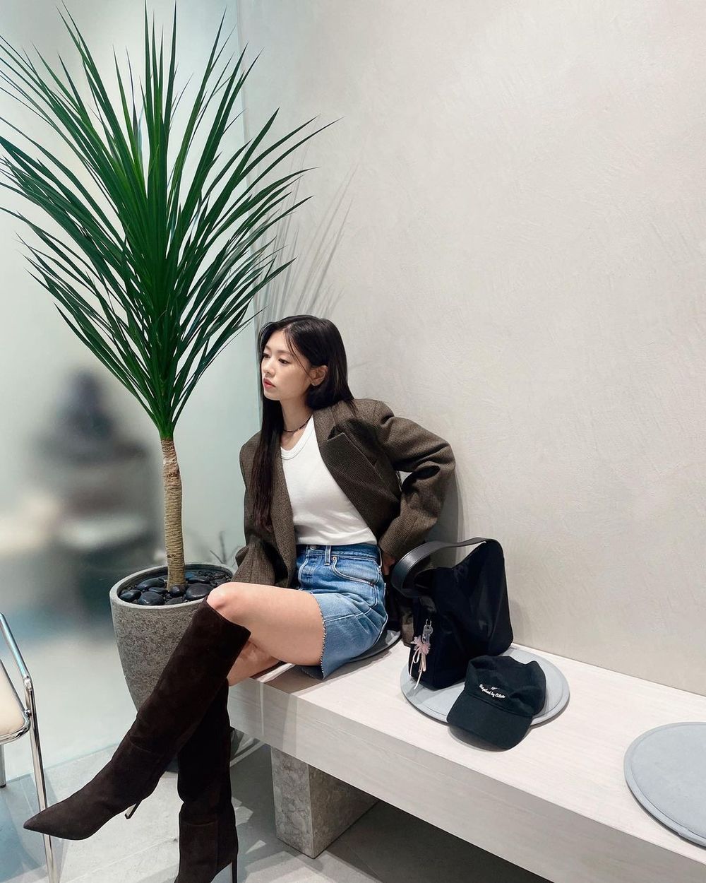 《媽媽朋友的兒子》庭沼玟根本隱藏版腿精！163公分「淡鹽系法則」一秒穿出鉛筆腿！-8