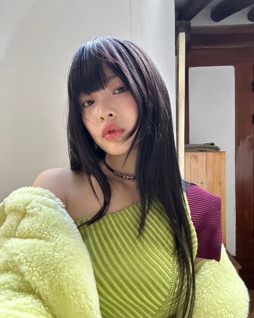 最勇敢的革命女團！NewJeans顯瘦髮型範本，Danielle復古羊毛捲、hanni瀏海無辜感爆棚！-4