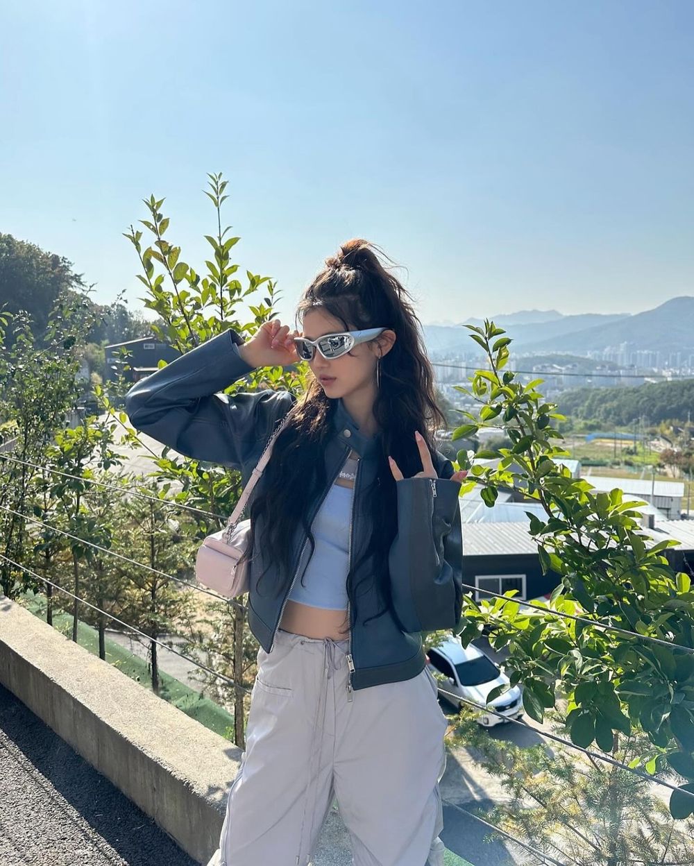 最勇敢的革命女團！NewJeans顯瘦髮型範本，Danielle復古羊毛捲、hanni瀏海無辜感爆棚！-7