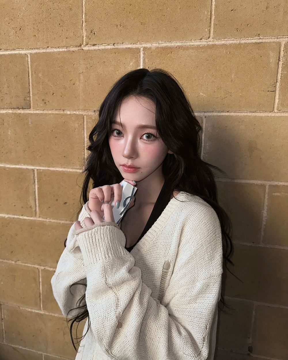 韓國MZ世代票選最美KPOP女偶像TOP8！Sullyoon只排第7，張員瑛、Karina都上榜，冠軍美貌真的太不真實-16