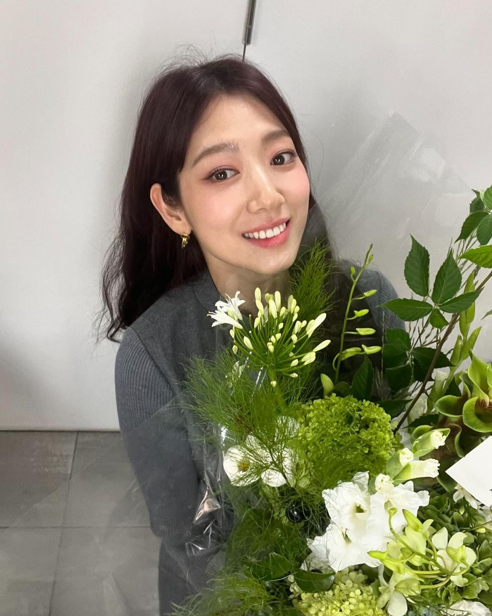 十年如一日的美貌！《來自地獄的法官》朴信惠首次演惡女，壞出顏值天花板、凍齡美顏再次上熱搜！-15