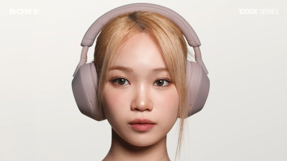 LE SSERAFIM認真營業中！五人現身Sony降噪耳機「玫瑰灰」新色廣告美翻天、看完想馬上換耳機！-11