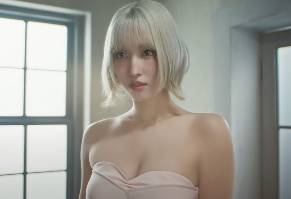 TWICE日本小分隊MISAMO回歸預吿！MOMO變身金髮芭比、MINA黑長直、SANA齊瀏海美出新高度！-16