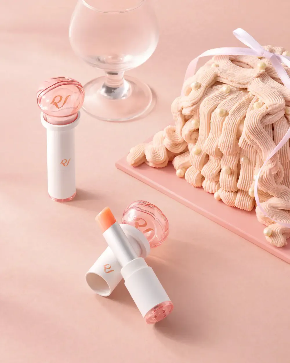 SM把應援棒做成唇膏！aespa、NCT、Red Velvet粉絲必收藏「手燈潤唇膏」太圈錢了吧！-3