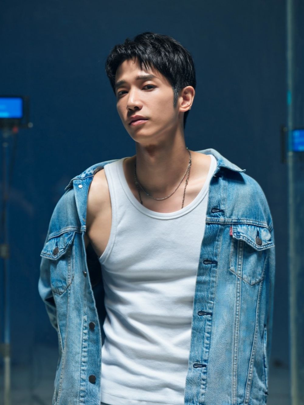鬆弛系丹寧超好看！ Levi’s入門款「復古寬版」直筒繭型褲、品牌大使劉以豪也愛翻！-1
