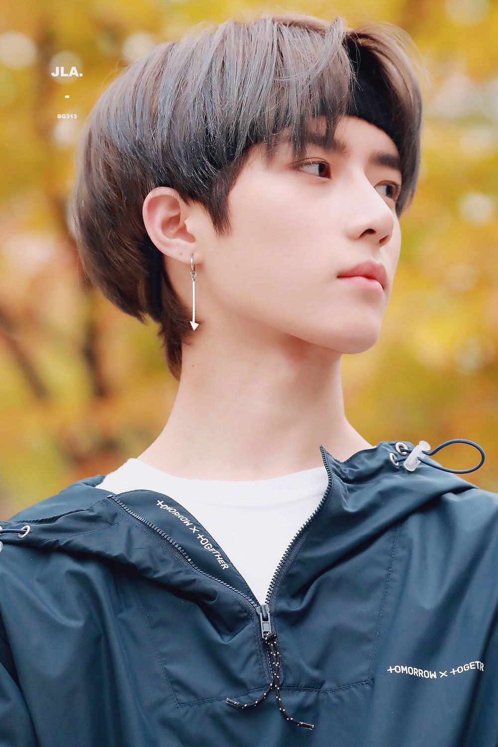 韓網熱議6位最適合「髮帶造型」的KPOP男偶像！鉉辰、V魅力爆棚，Hoshi太搶鏡！-7