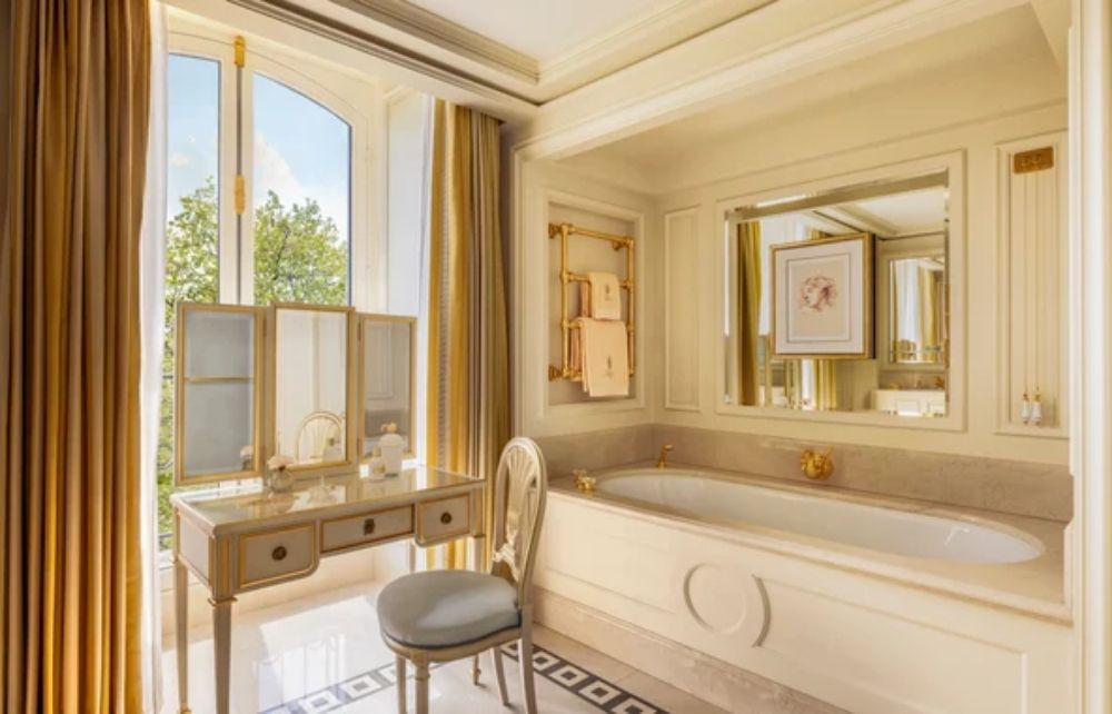 Rosé每次巴黎看秀都住這裡！豪華酒店之父打造「宮殿式旅館」一晚16萬大家搶著訂？！-18