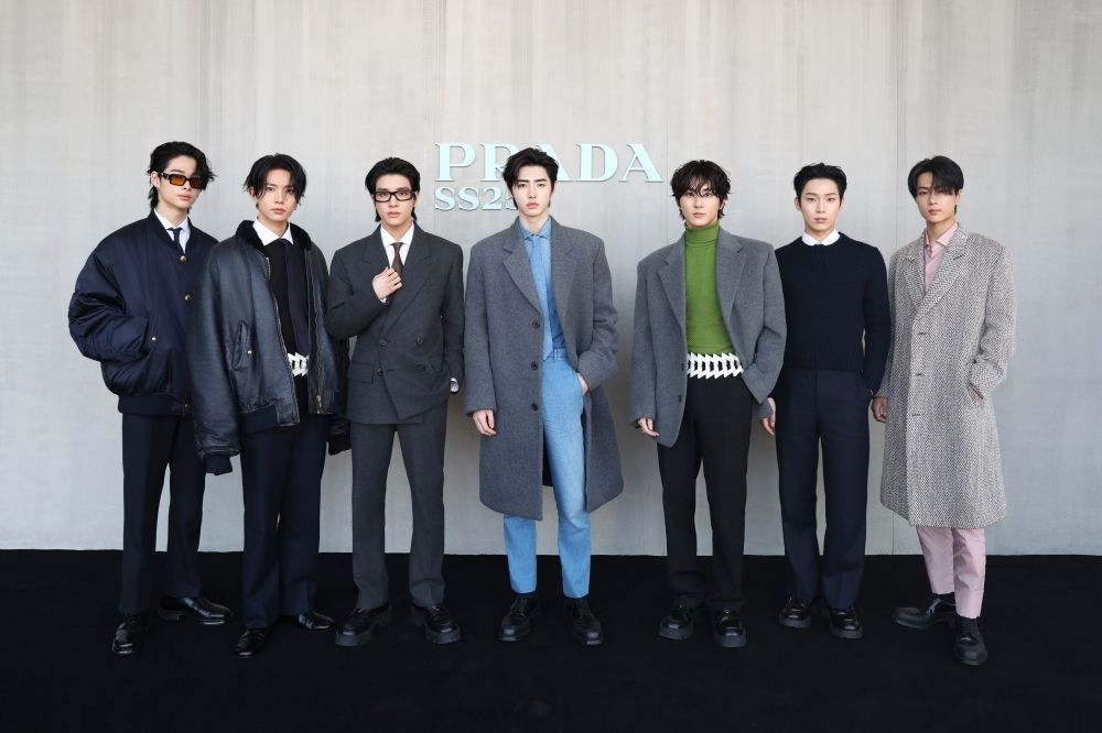 看完視力都變好了！2025春夏米蘭時裝周男神盤點！Hoshi、Jin流氓寛肩名場面回顧！-11