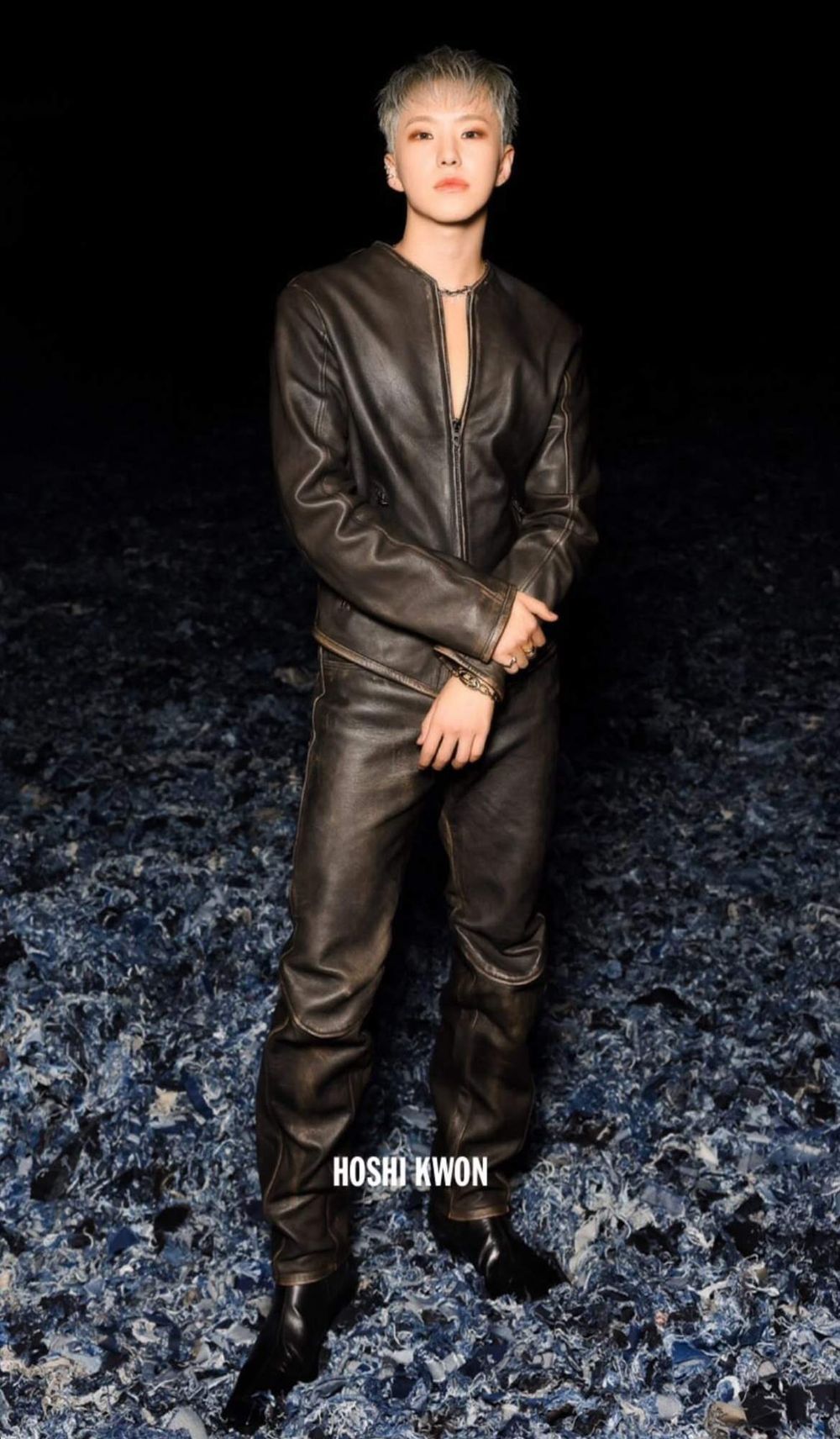 看完視力都變好了！2025春夏米蘭時裝周男神盤點！Hoshi、Jin流氓寛肩名場面回顧！-14