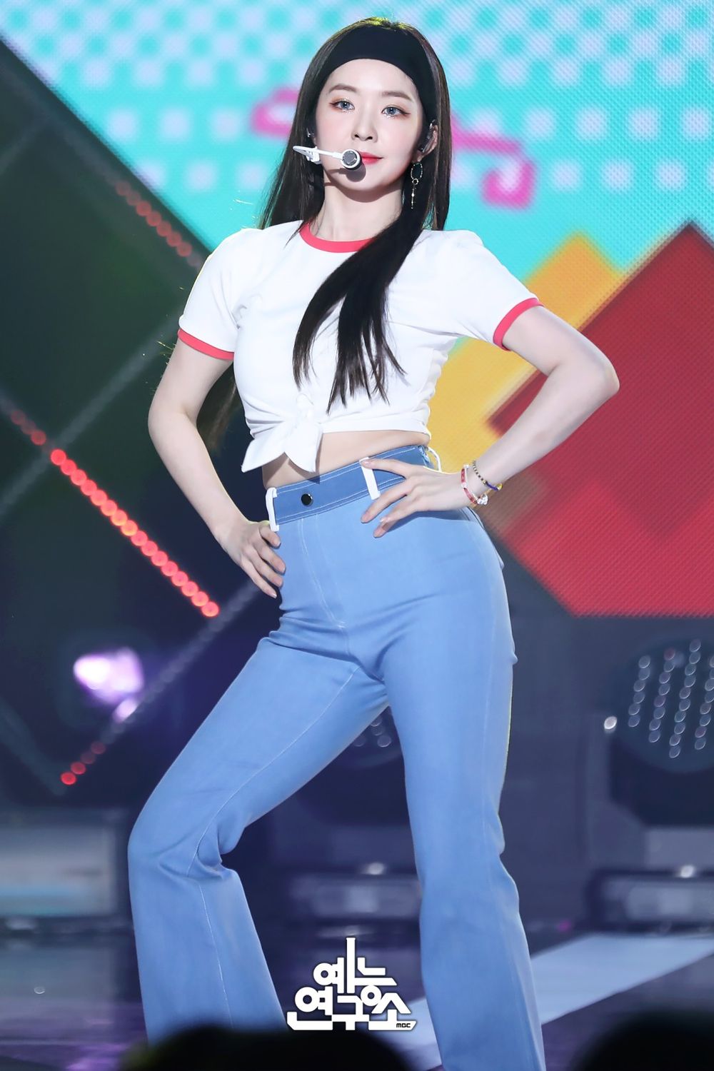 韓網公認最適合髮帶造型的KPOP女偶像！Winter帥氣學姐封神，玟池、安俞真甜酷風格兼具！-12