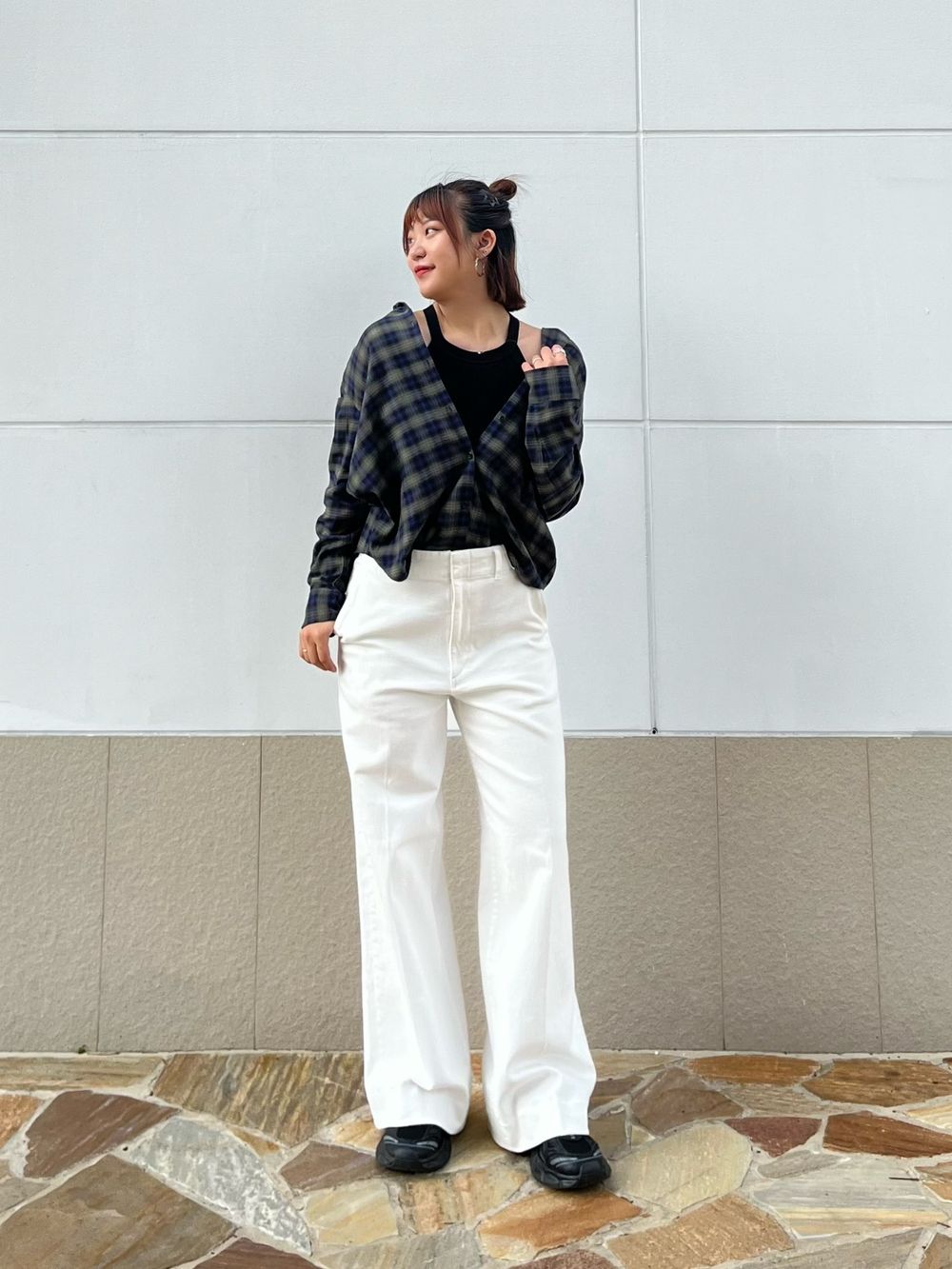 UNIQLO最新必買神褲TOP7公開!店員都狂推拜託要買的「C系列長腿褲」是這件!-17
