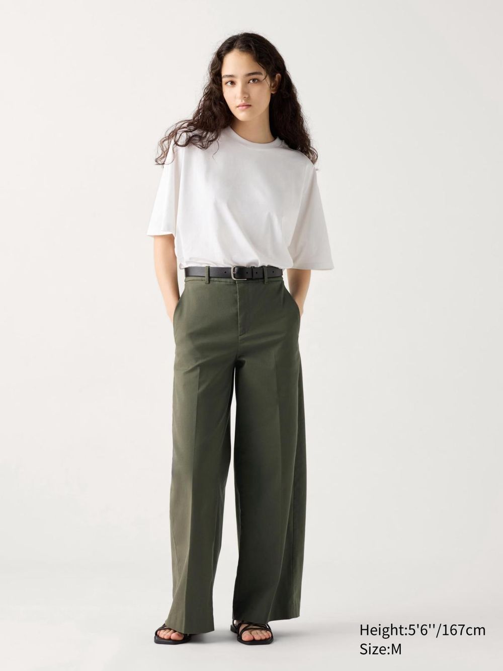 UNIQLO最新必買神褲TOP7公開!店員都狂推拜託要買的「C系列長腿褲」是這件!-20