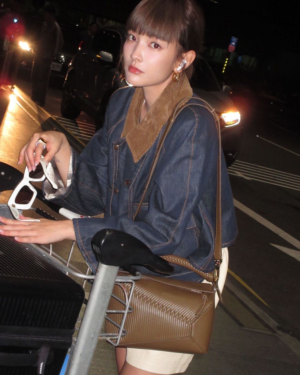 台灣女神代表「王淨」出發LOEWE時裝周！筆直仙女長腿、寶寶小臉比例好到誇張！-3
