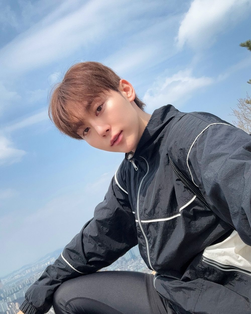 韓網熱議濟州島出身的6位人氣偶像！Liz、Mimi都是代表，勝寛成為觀光大使！-13