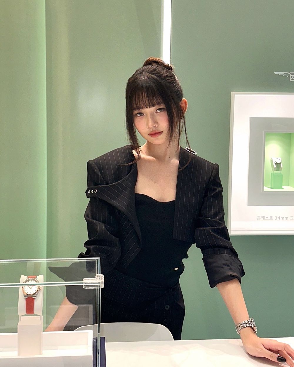 IVE全團同款香水盤點！張員瑛是小公主香、安俞真最愛綠茶調、忙內李瑞這款是少女香天花板！-3