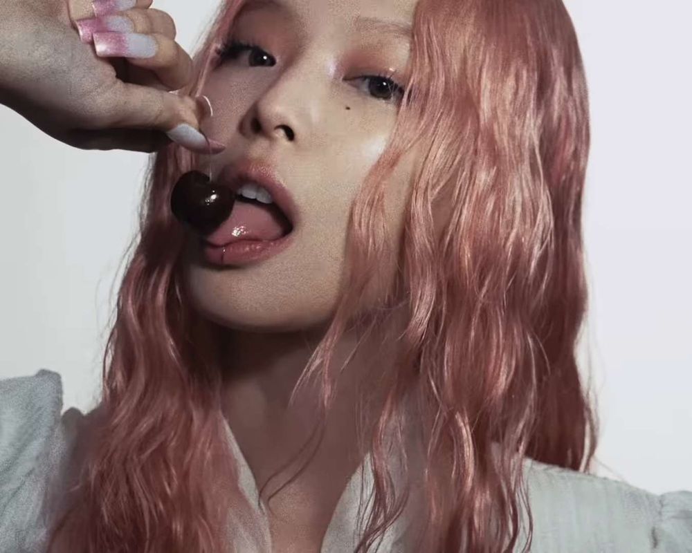 Jennie粉髮超美！10月11日新歌〈Mantra〉SOLO回歸確定！-3