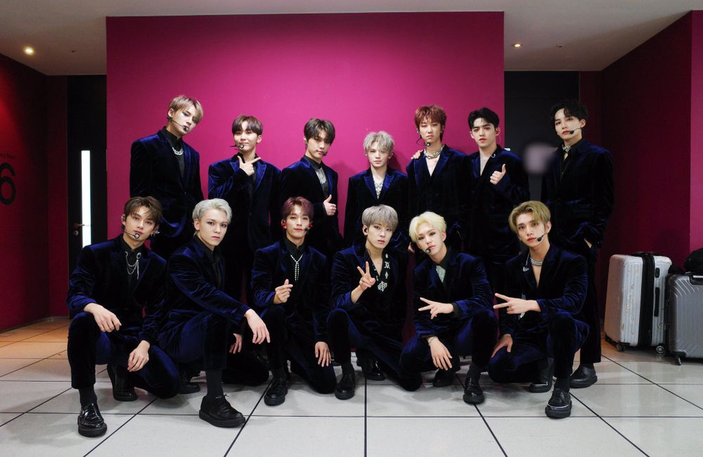盤點8組帥到不行的韓國男團西裝舞台造型！ENHYPEN全員貴公子帥爆，Stray Kids迷倒百萬粉絲！-7