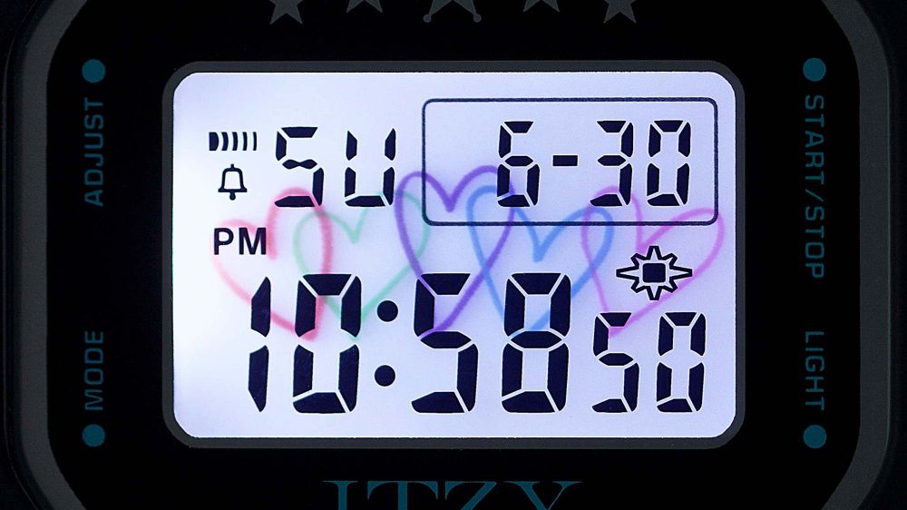 CASIO x ITZY聯名手錶第二彈來了！超美配色必收、還送成員手繪貼紙，粉絲會瘋掉！-3
