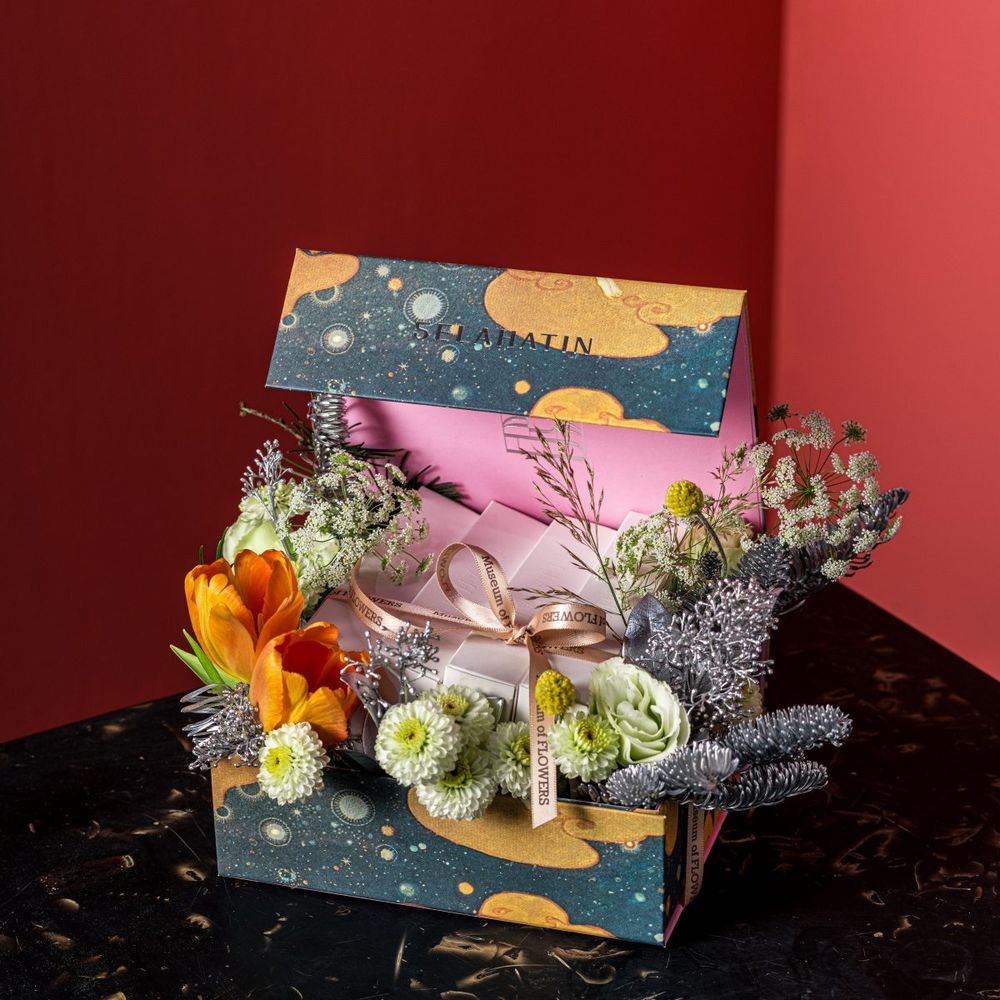 世上最奢華口腔香氛禮盒！SELAHATIN攜手花藝品牌打造限量2024聖誕限量美白牙膏花禮，挑戰質感禮物天花板！-2