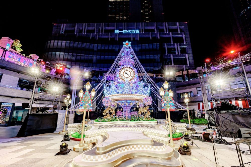 2024台北信義區聖誕樹盤點！新光三越小香聖誕樹、飄雪聖誕樹、BELLAVITA北歐聖誕樹擠爆也要拍！-12