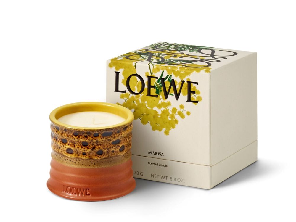 2024必珍藏精品香氛！LOEWE「Textura香味質感蠟燭」，三款珍稀花香調、手工陶製燭杯，打造奢華感自然居家香氛！-6