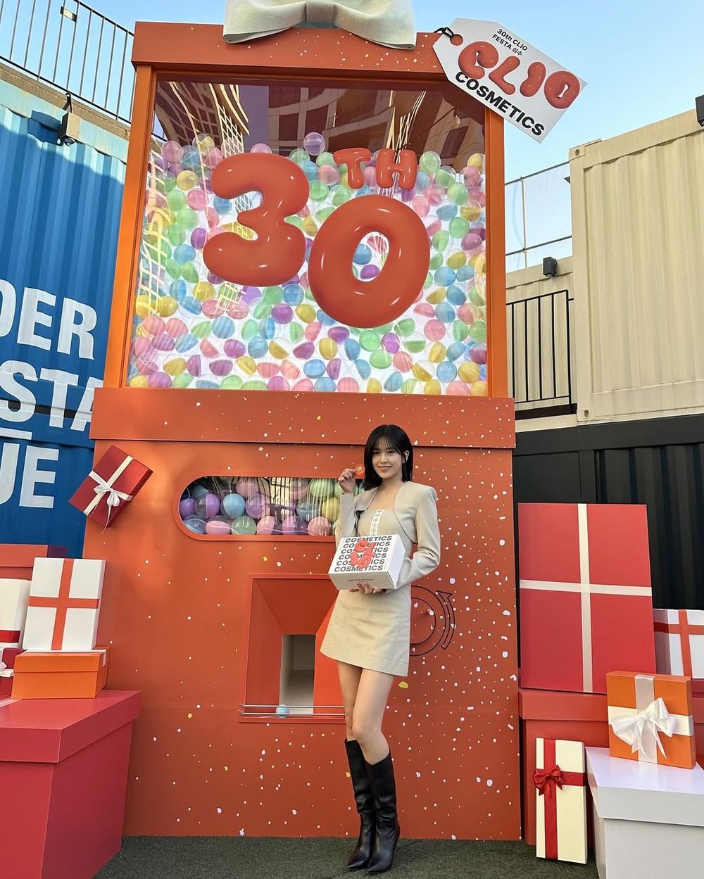 今年冬天長靴流行這樣穿？！12套長靴穿搭圖鑑一次看！Jennie、員瑛女團這幾招必學！-2