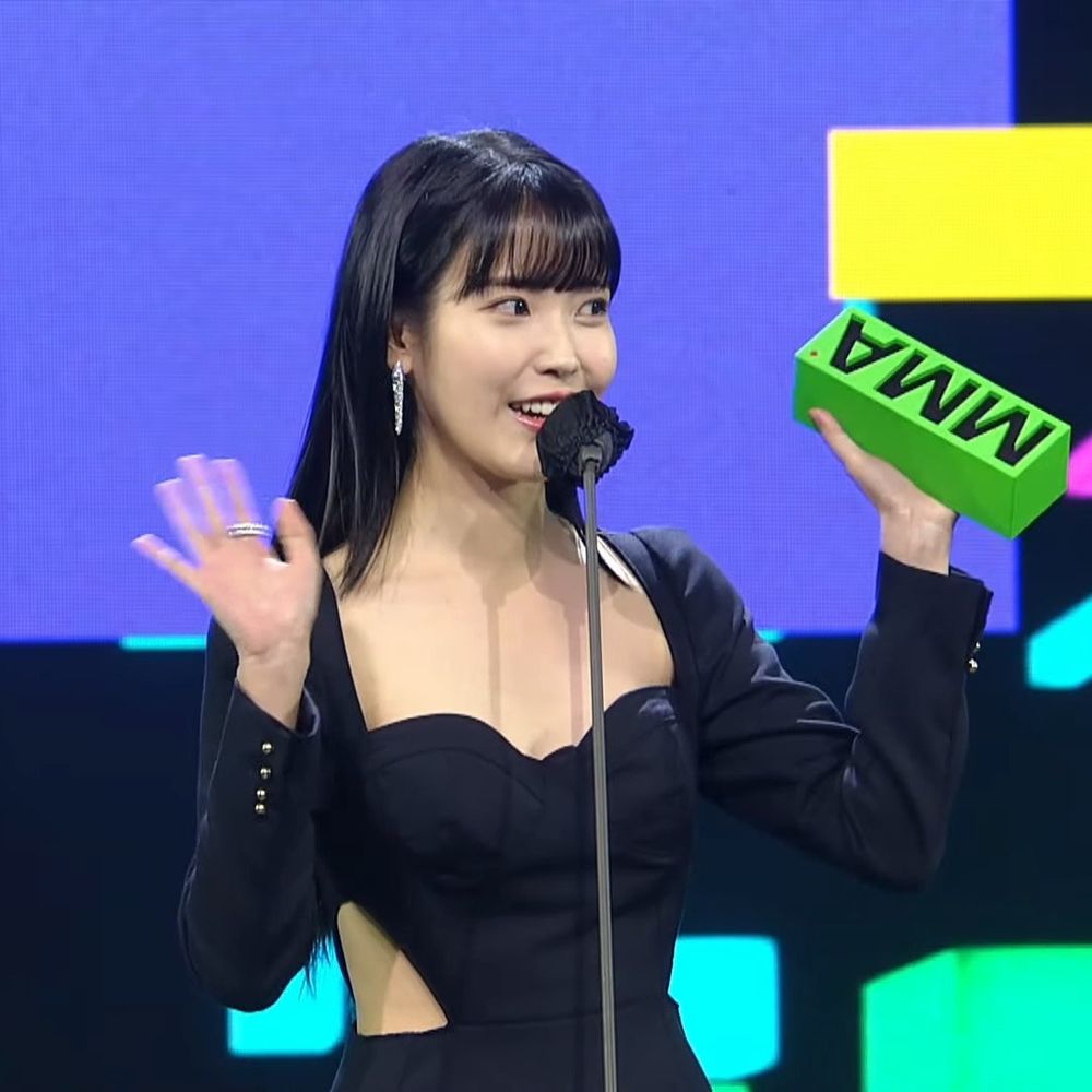 近五年奪MMA年度藝人的韓團歌手！BTS蟬聯實力驚人，IU唯一女歌手，aespa七冠王超越少女時代成史上最多！-5